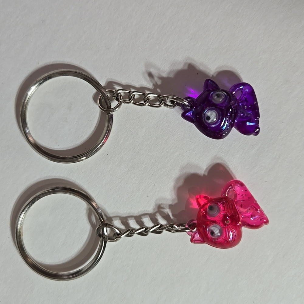 Matching Pink & Purple Gitter Cat Keychains